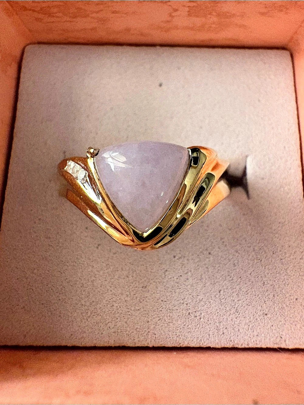 10k Gold Lavender Gemstone Ring